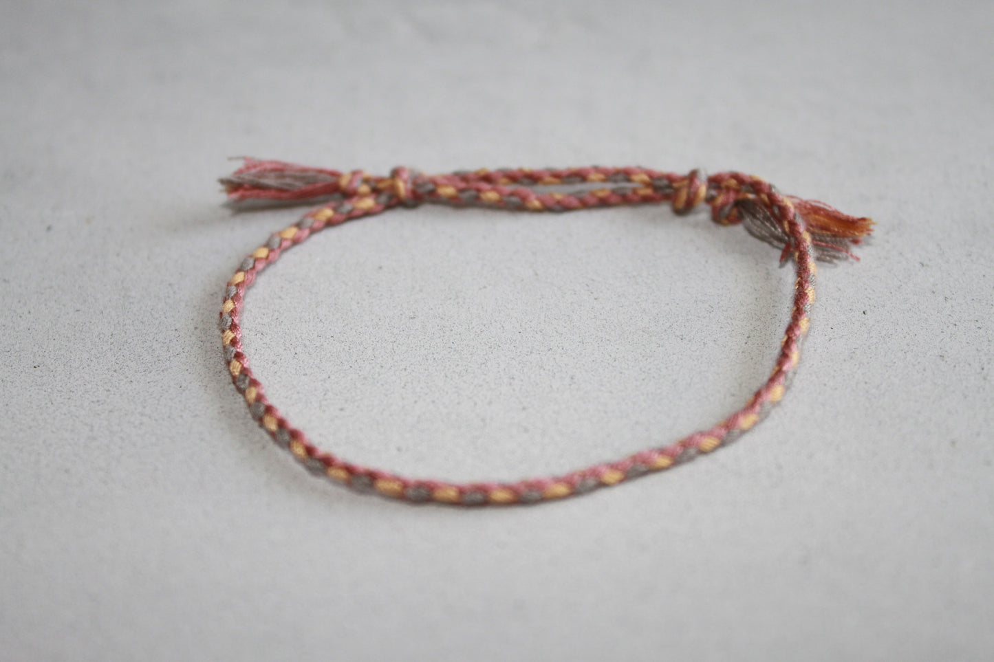 Pranayama Baumwolle Armband (Rosa/Gold/Grau)